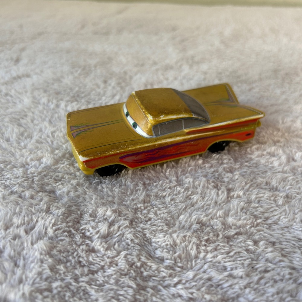 Disney Pixar Cars Ramone Gold Flame 2006 McDonalds Toy Lowrider Vehicle